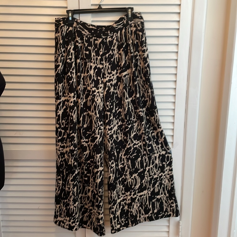 New Kenneth Cole wide pants size 12 blackwhite front zipper side and back pocket